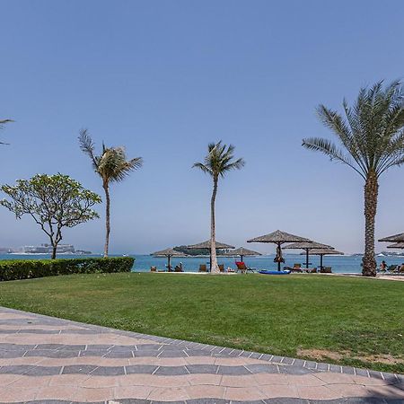 Shoreline The Palm, Free Beach & Pool Access Dubái Exterior foto