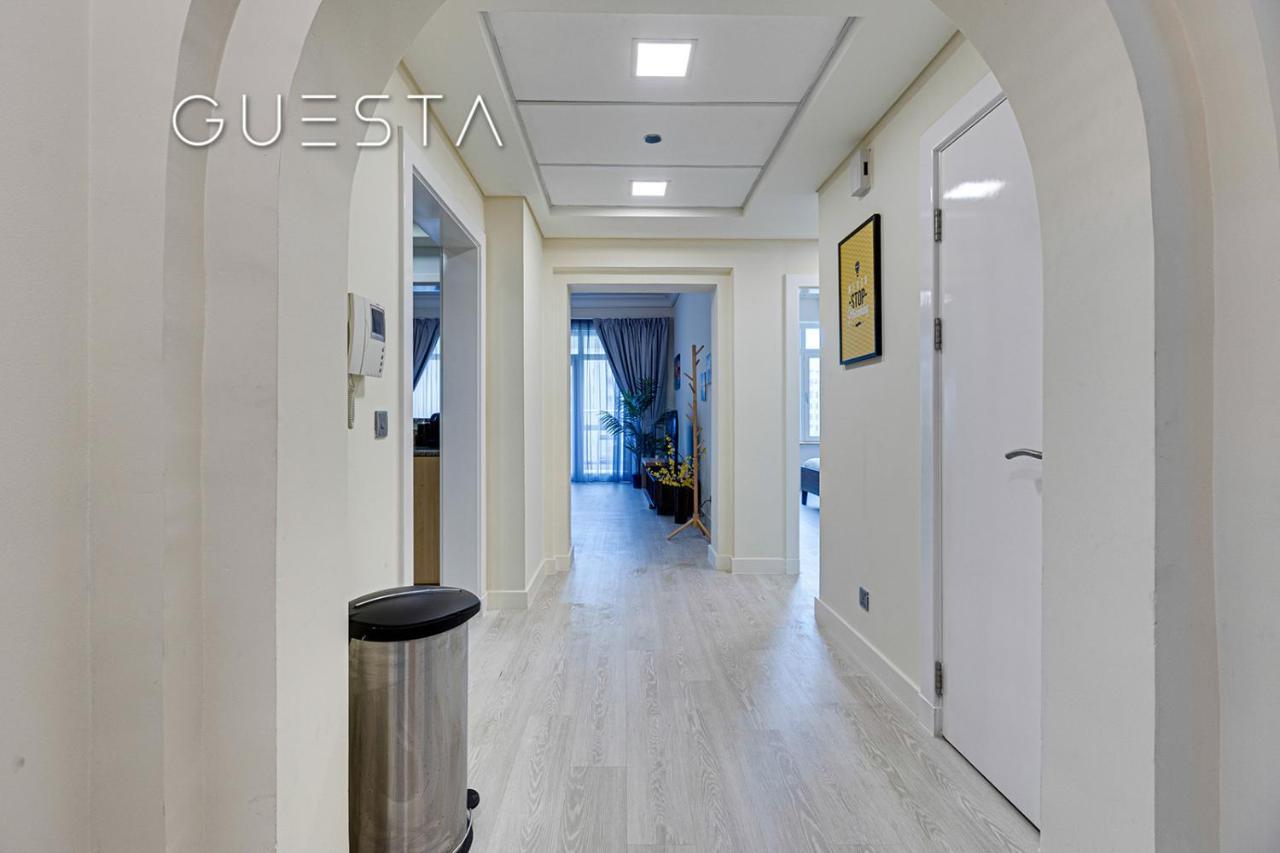 Shoreline The Palm, Free Beach & Pool Access Dubái Exterior foto